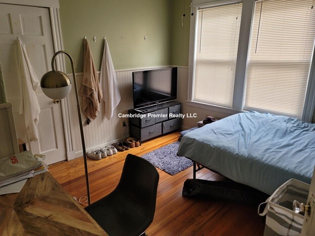 127 Hillsdale Rd, Powderhouse