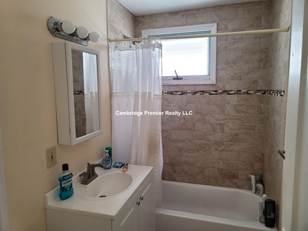 127 Hillsdale Rd, Powderhouse