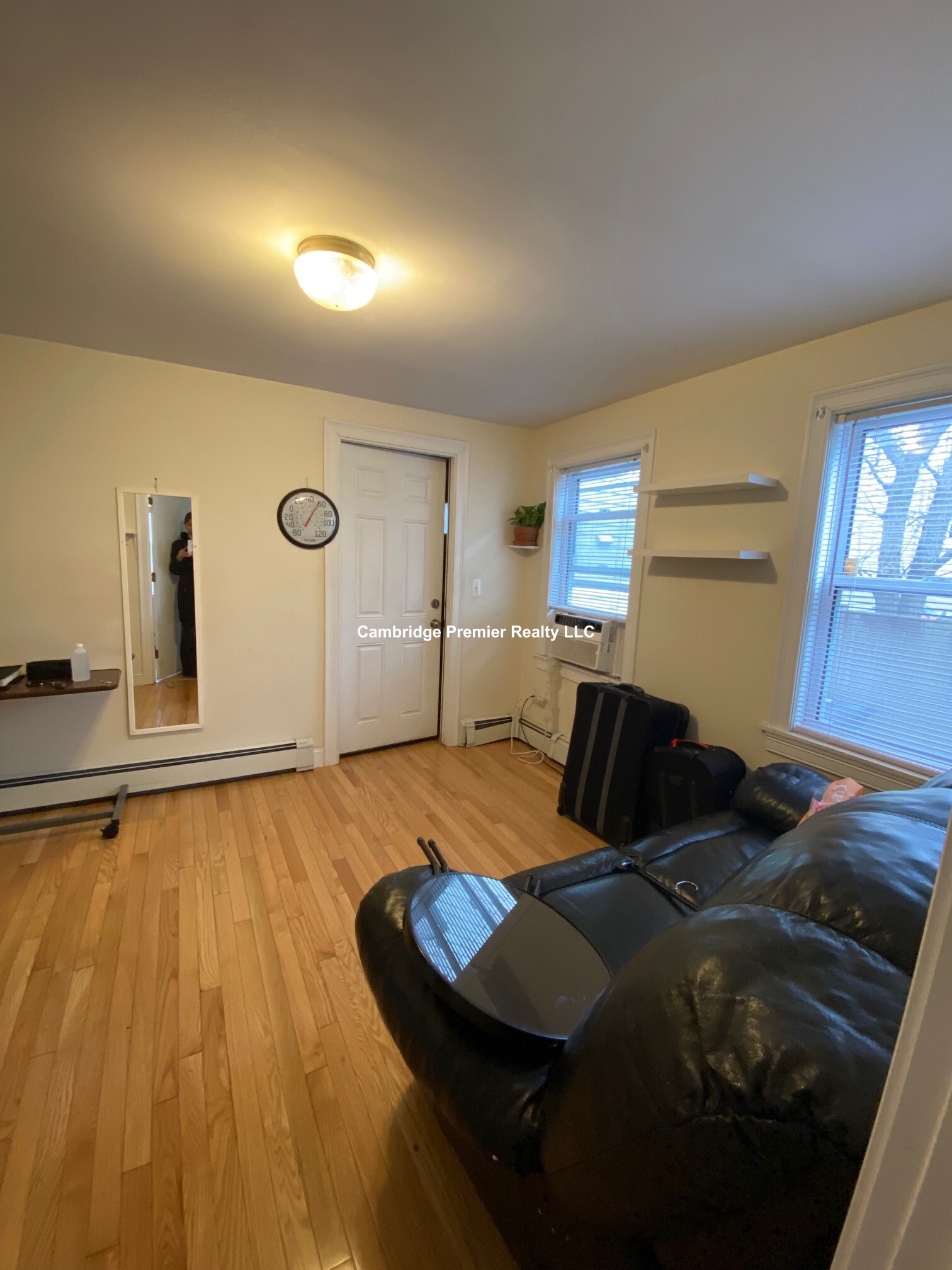 398 Norfolk St, Cambridgeport