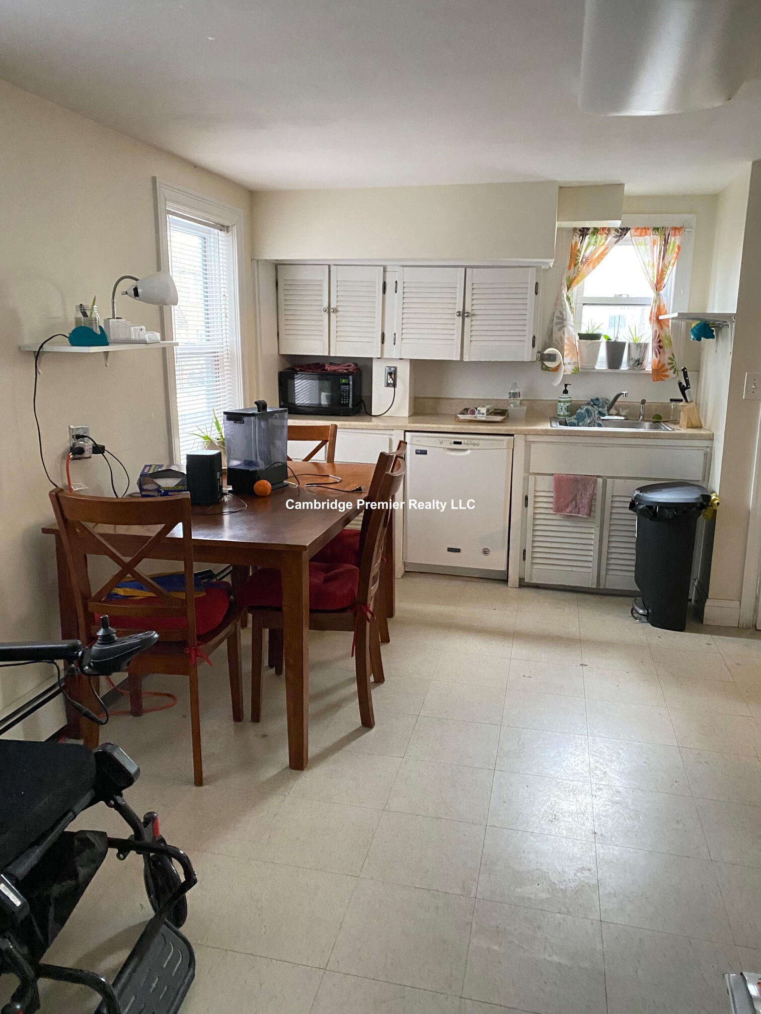 398 Norfolk St, Cambridgeport