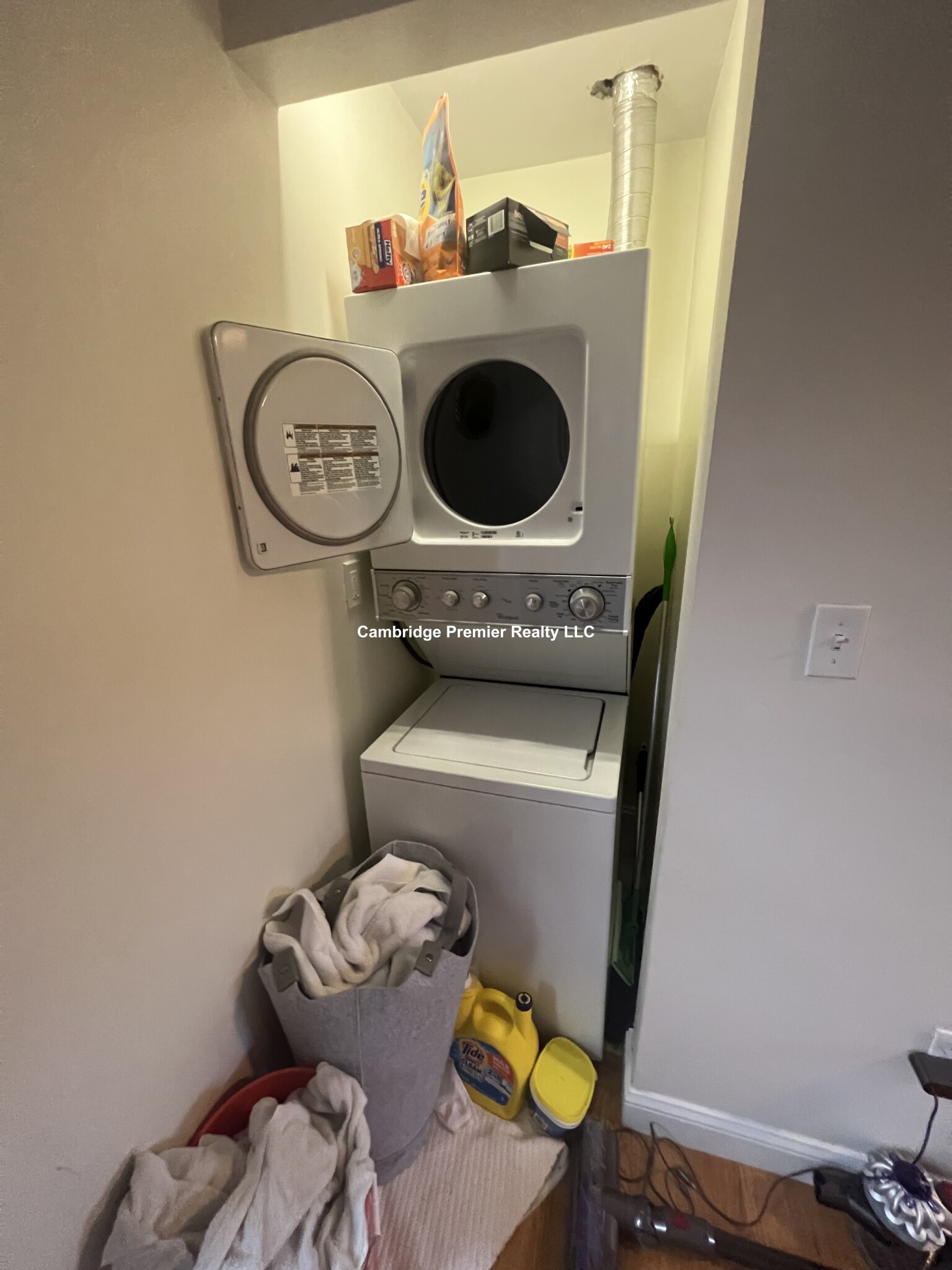 24 Beacon Pl, Inman Square