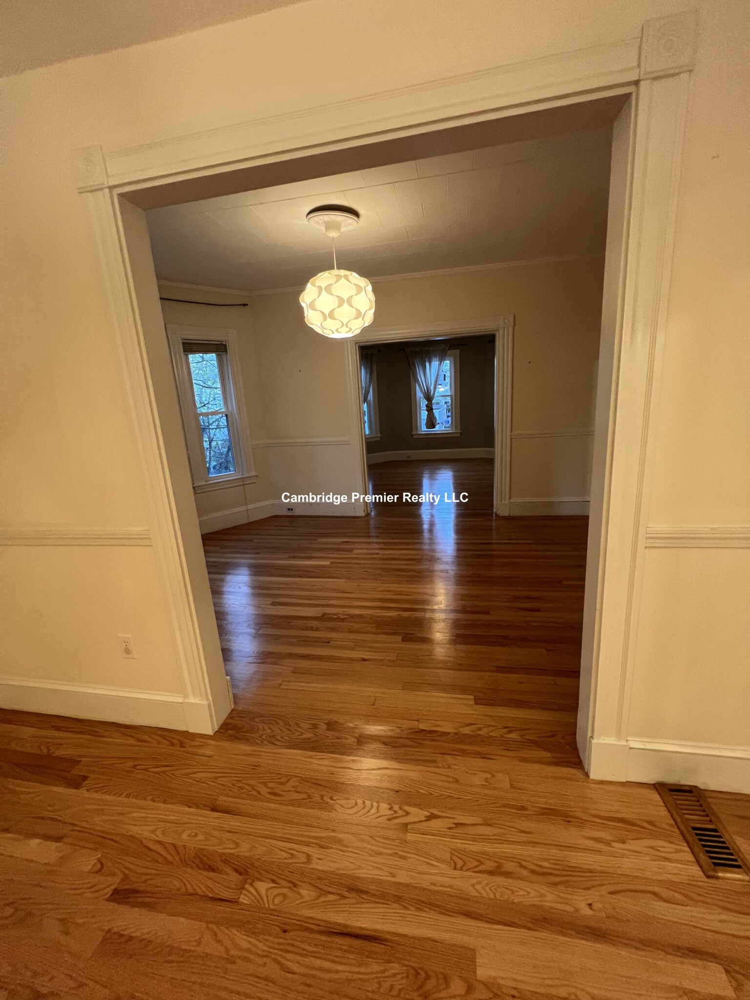 47 Waterhouse St, West Somerville