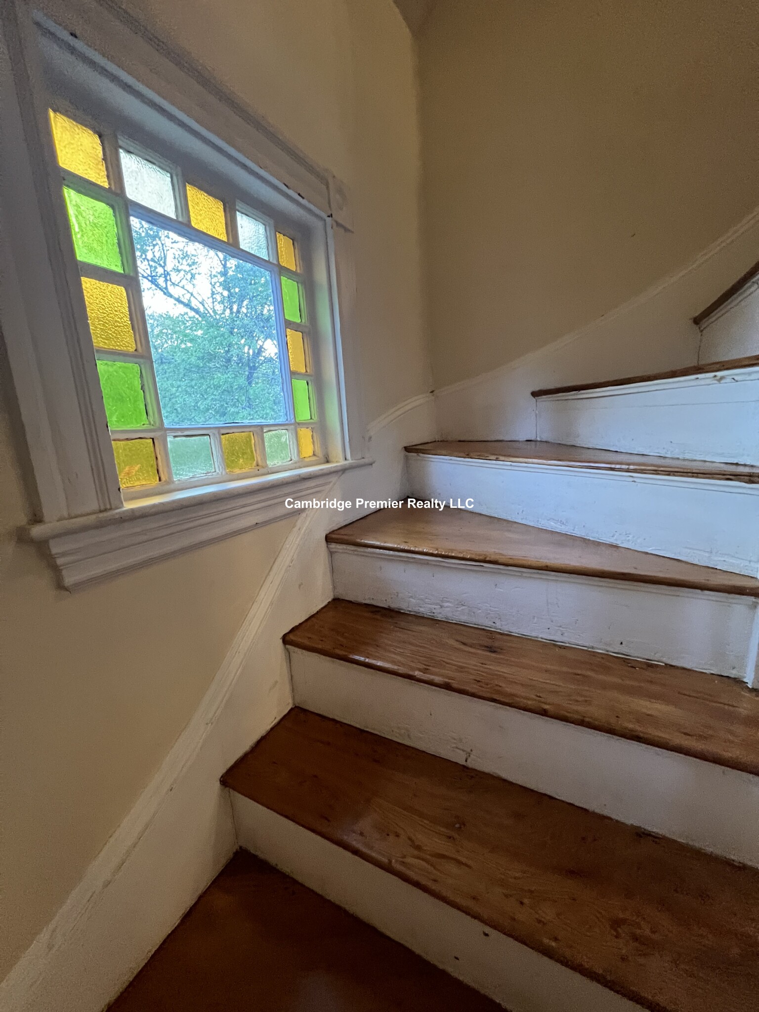 47 Waterhouse St, West Somerville