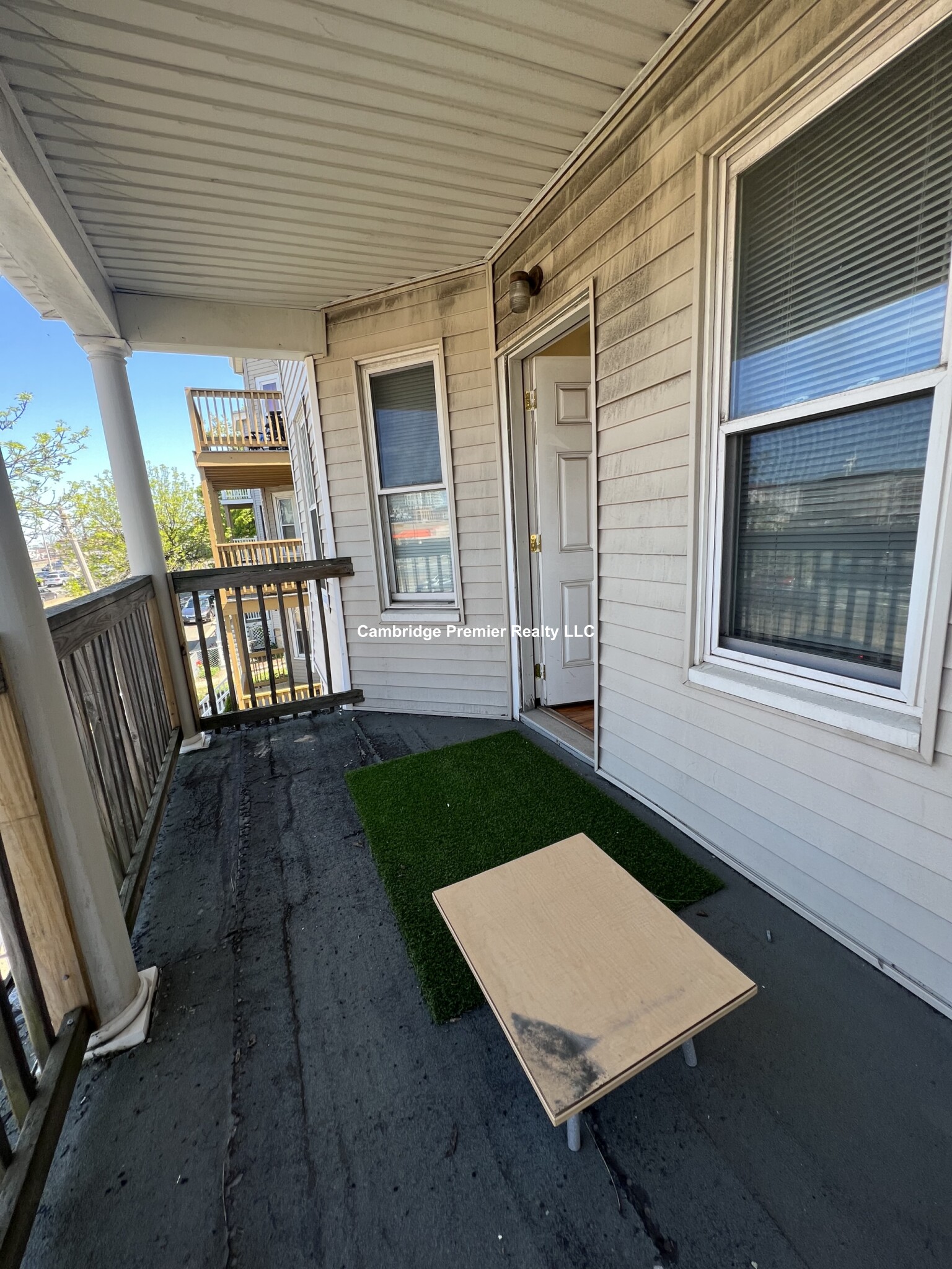 5 Maine Ter, East Somerville