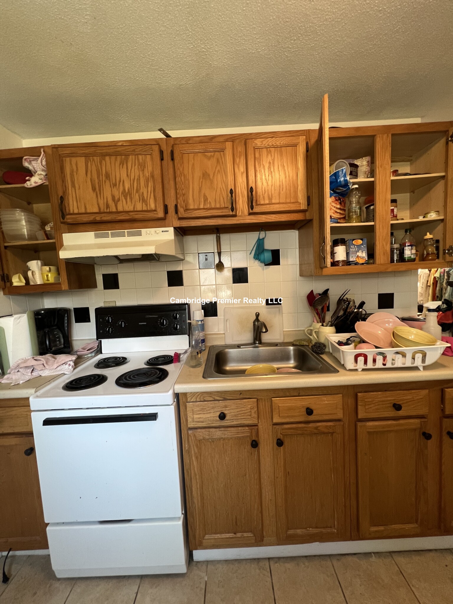 17 Pine St, Cambridgeport