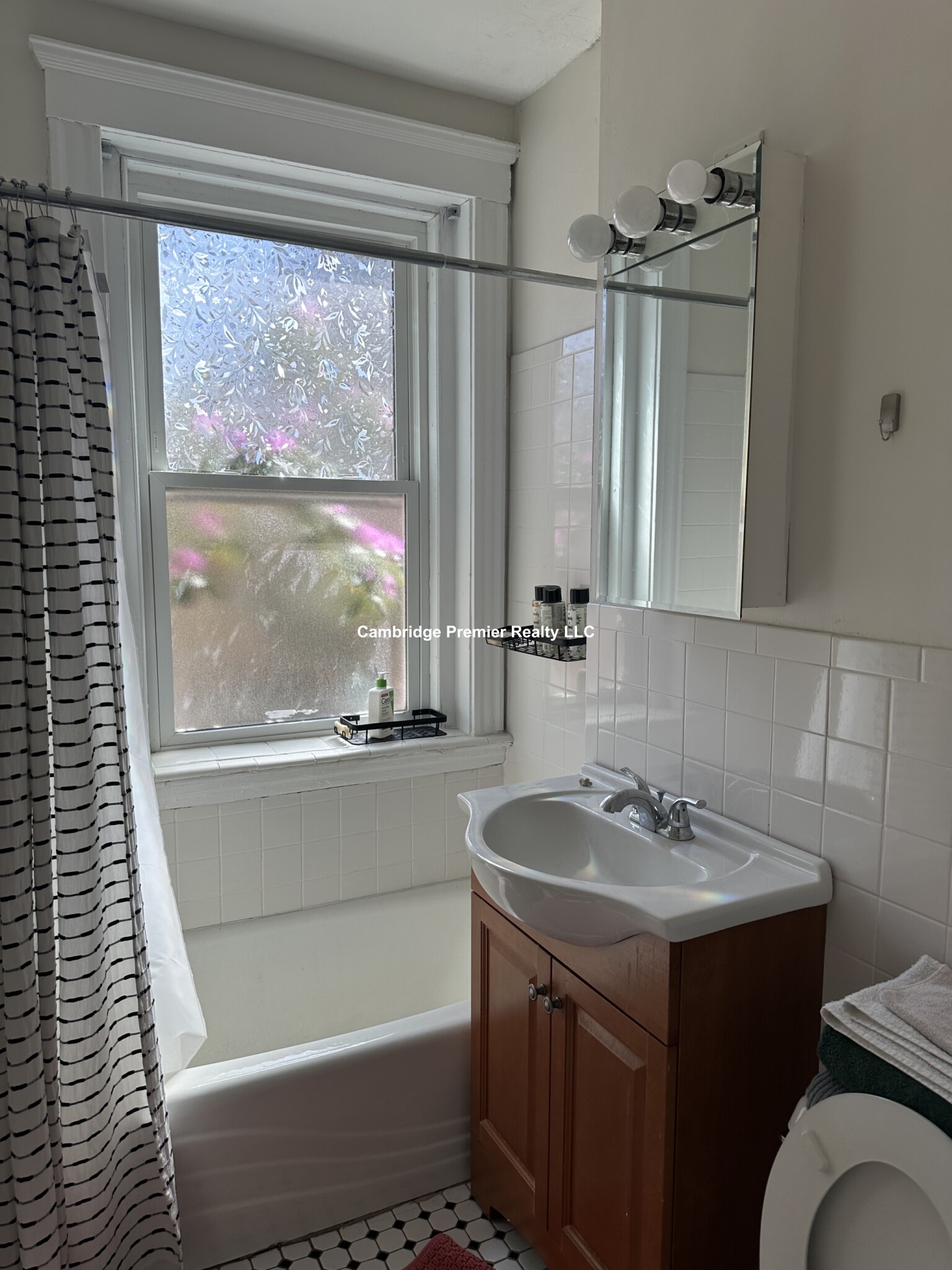 30 Langdon St, Harvard Square