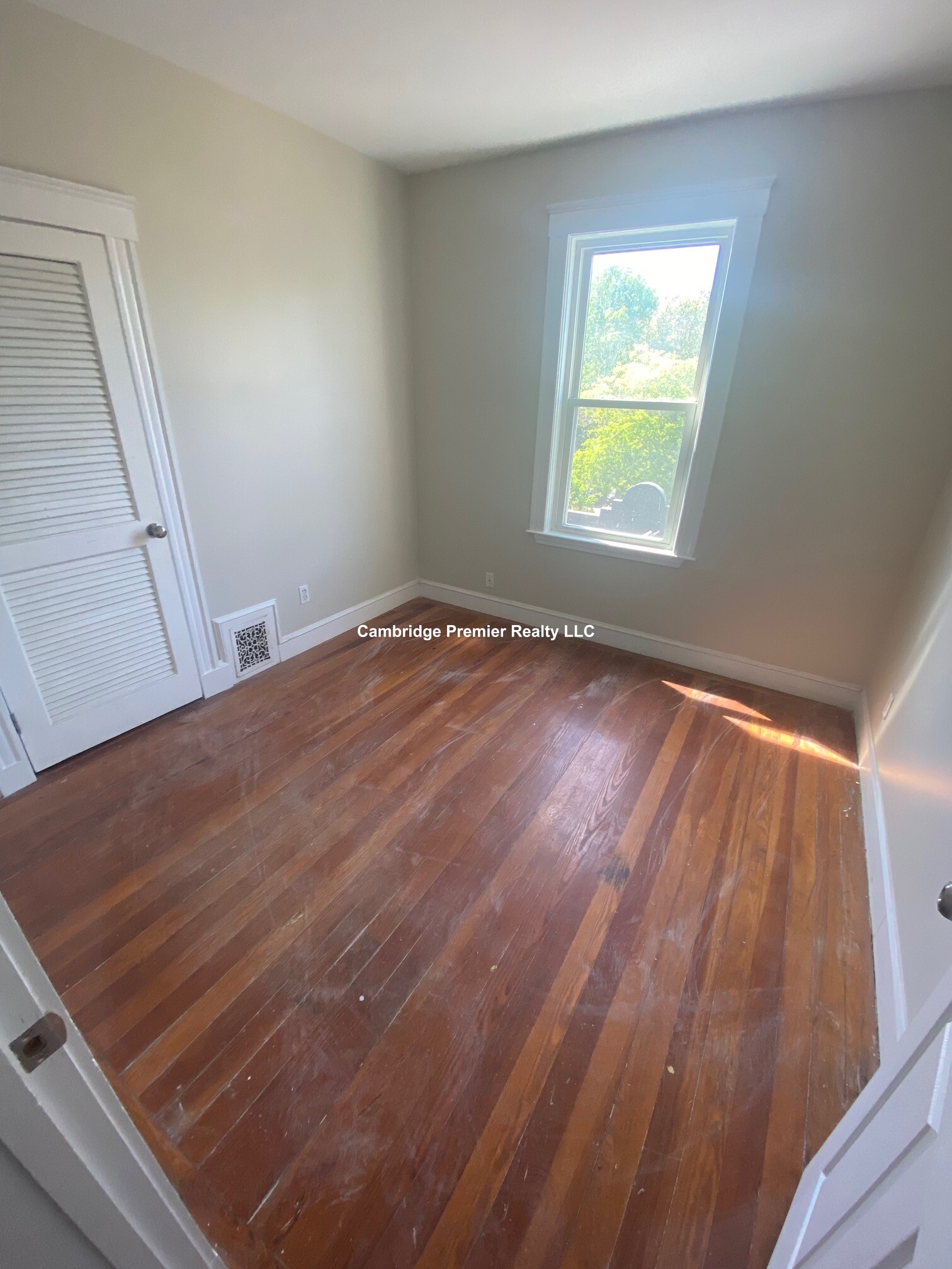 240 Allston St, Cambridgeport