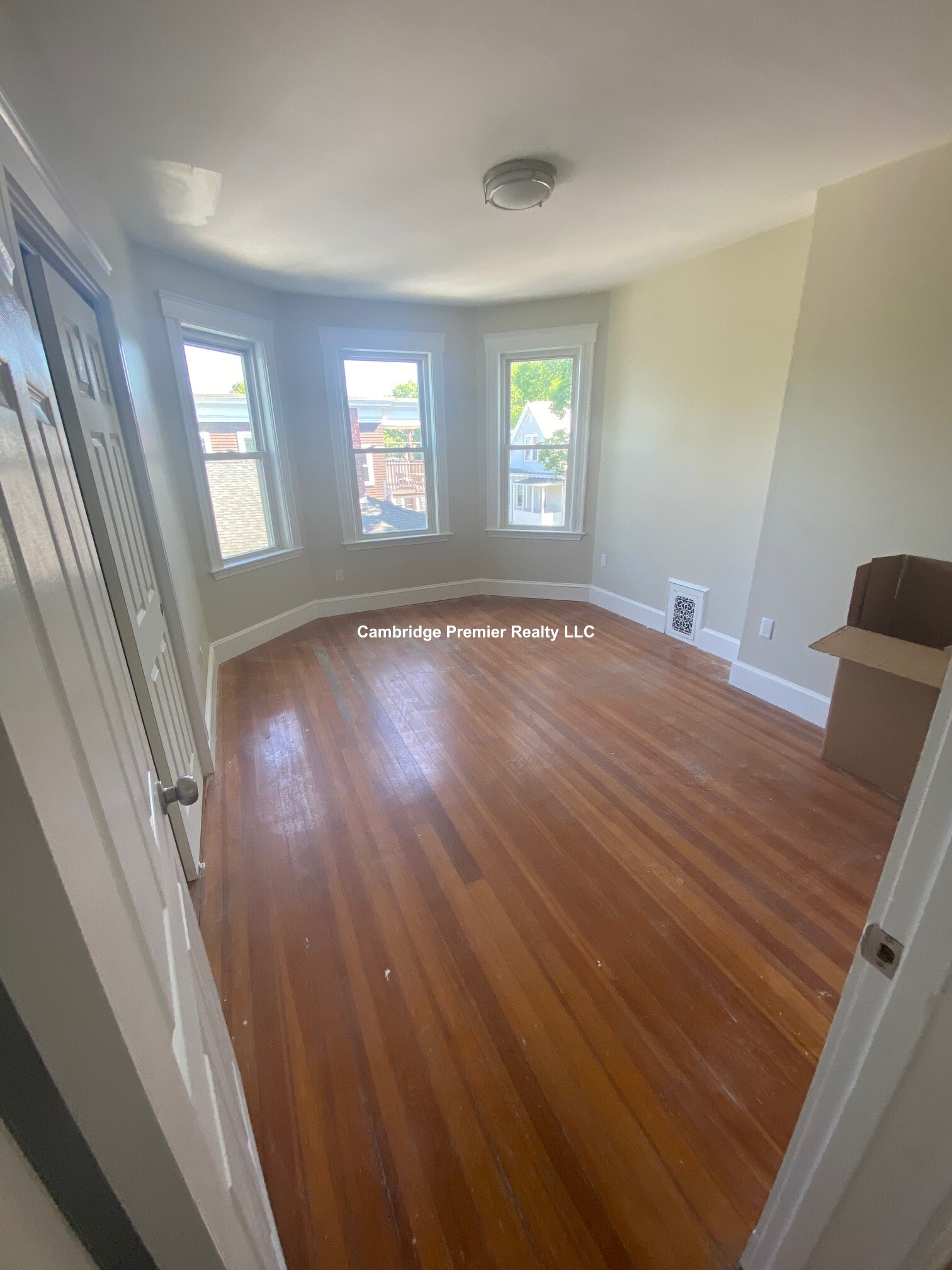 240 Allston St, Cambridgeport