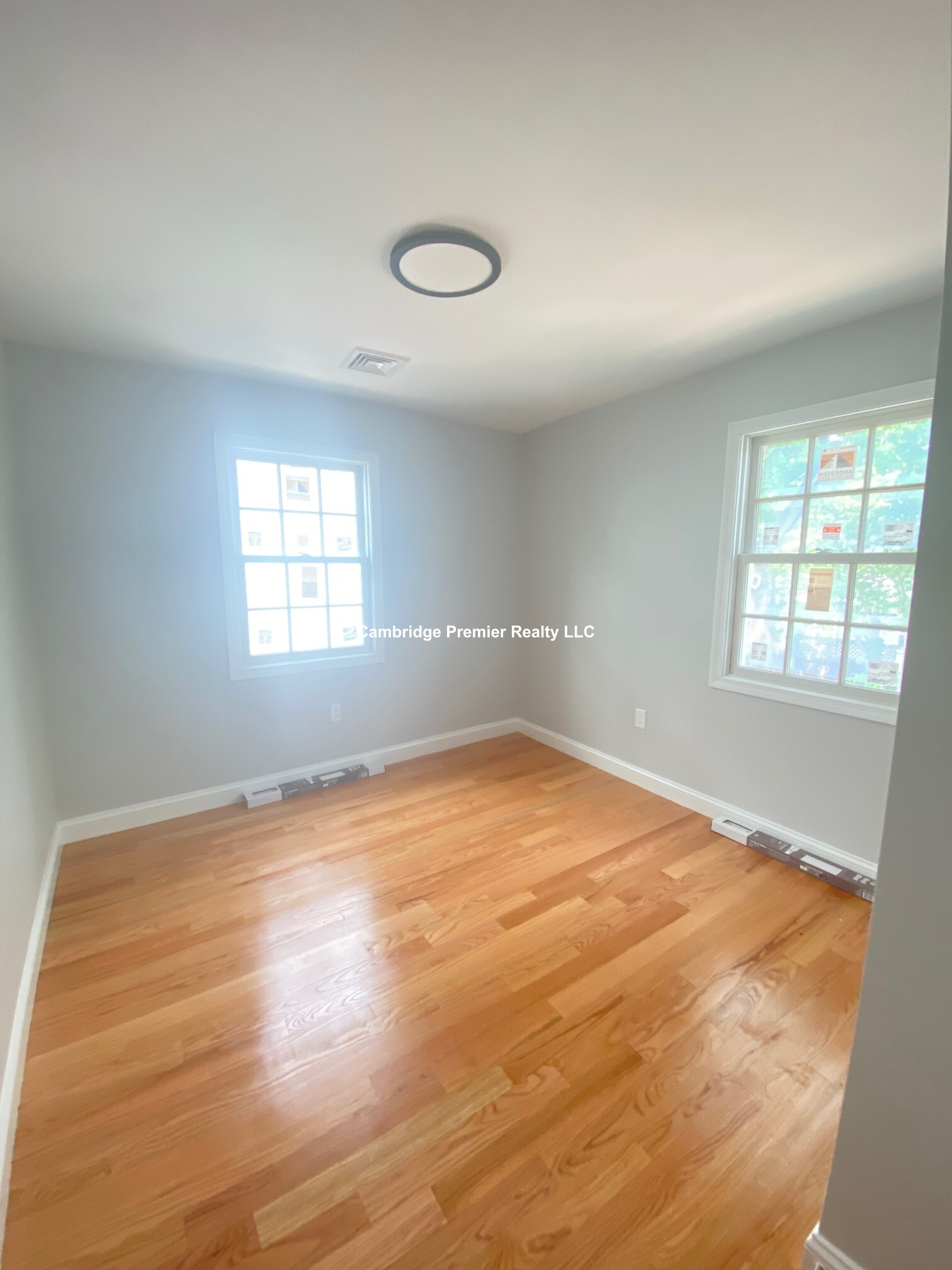 383 Broadway, Mid Cambridge