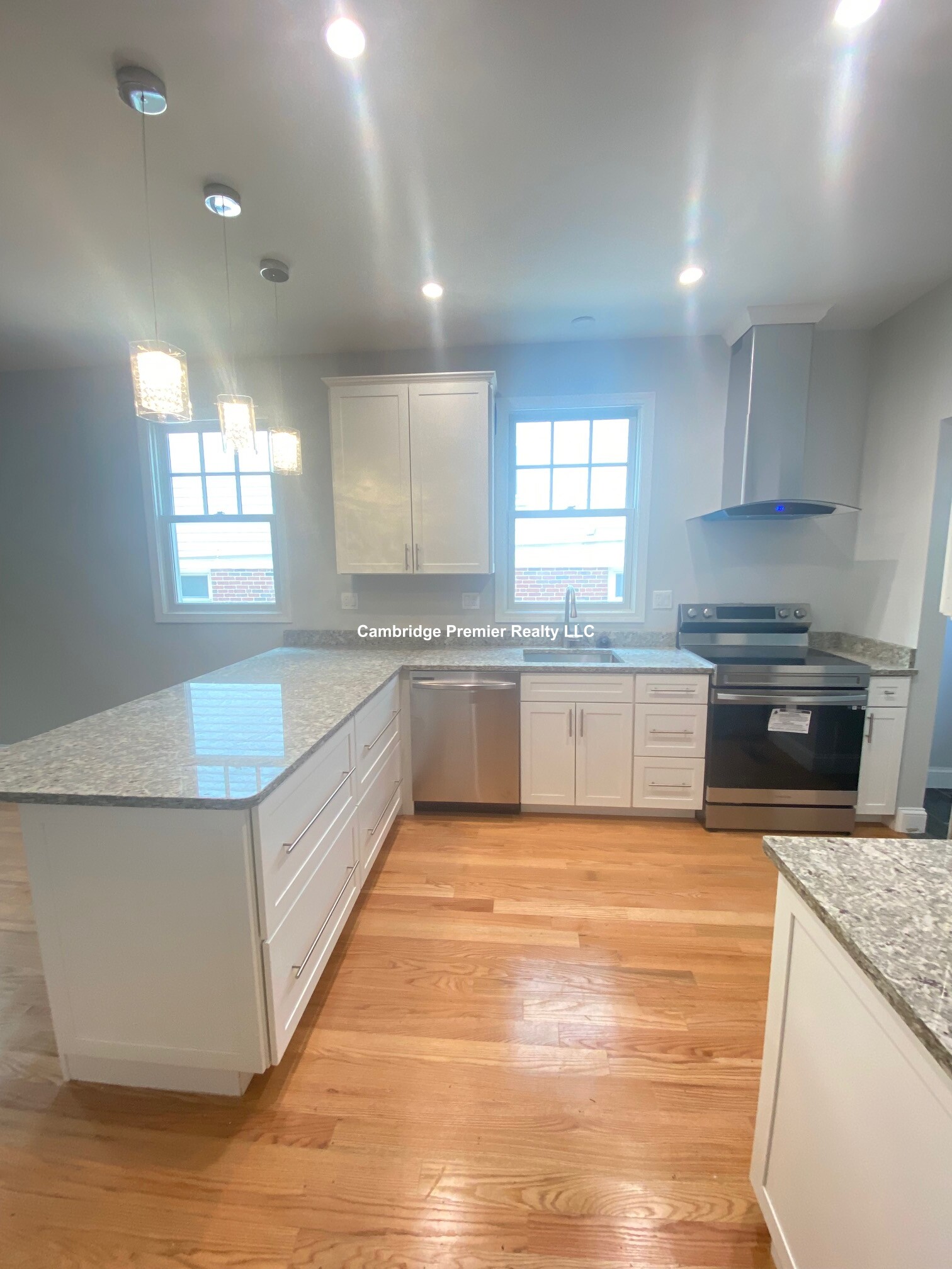 383 Broadway, Mid Cambridge