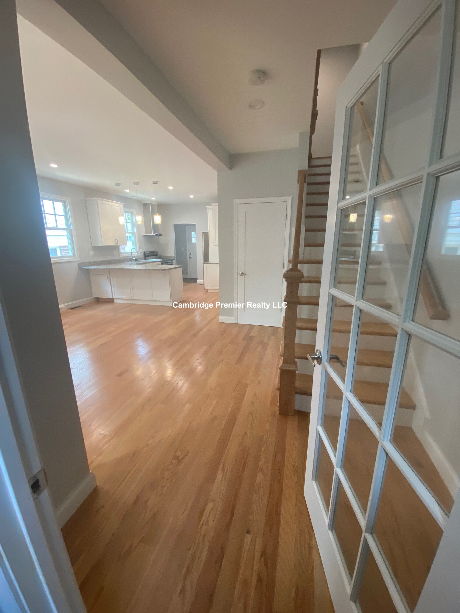 383 Broadway, Mid Cambridge