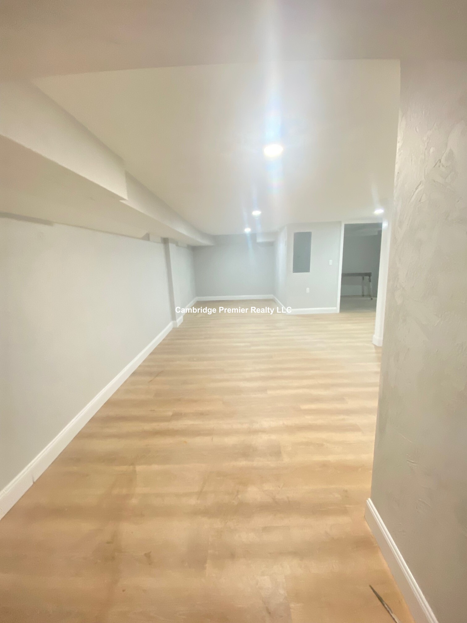 383 Broadway, Mid Cambridge