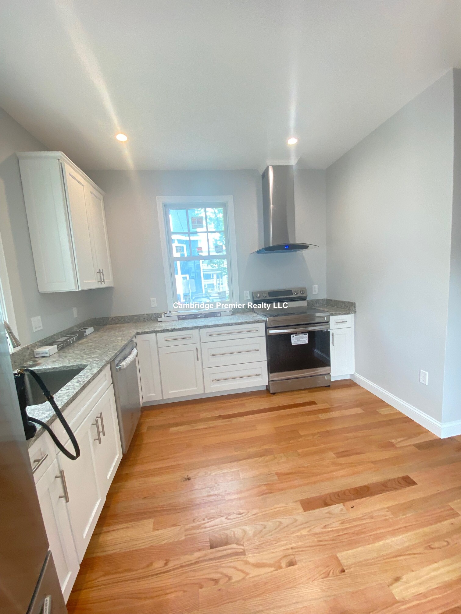 383 Broadway, Mid Cambridge