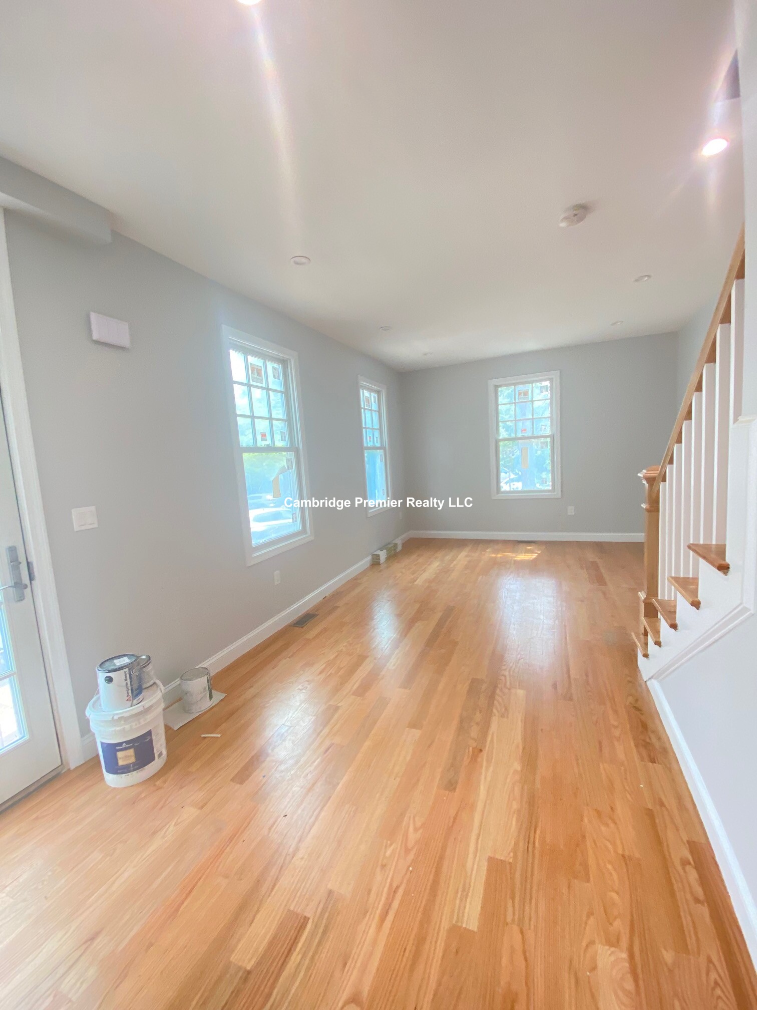 383 Broadway, Mid Cambridge