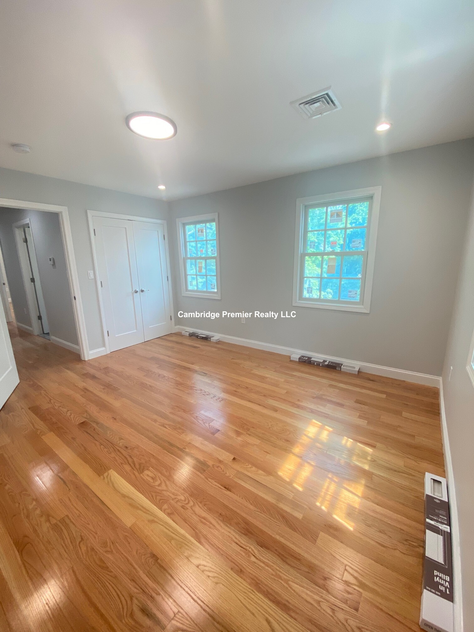 383 Broadway, Mid Cambridge