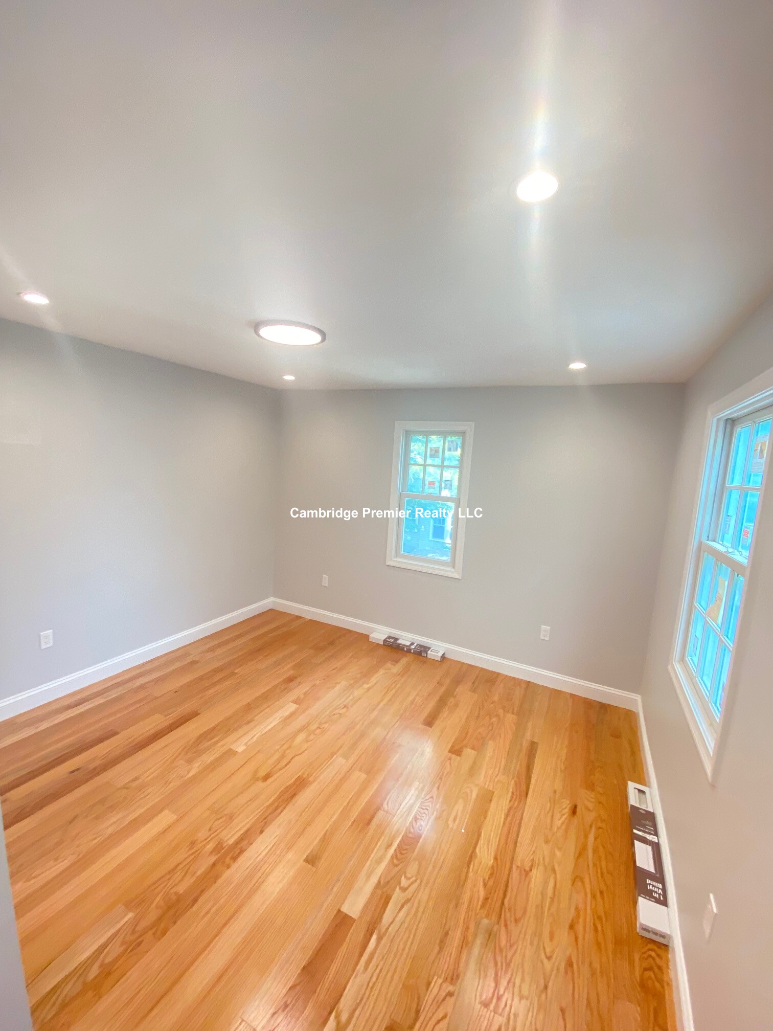 383 Broadway, Mid Cambridge