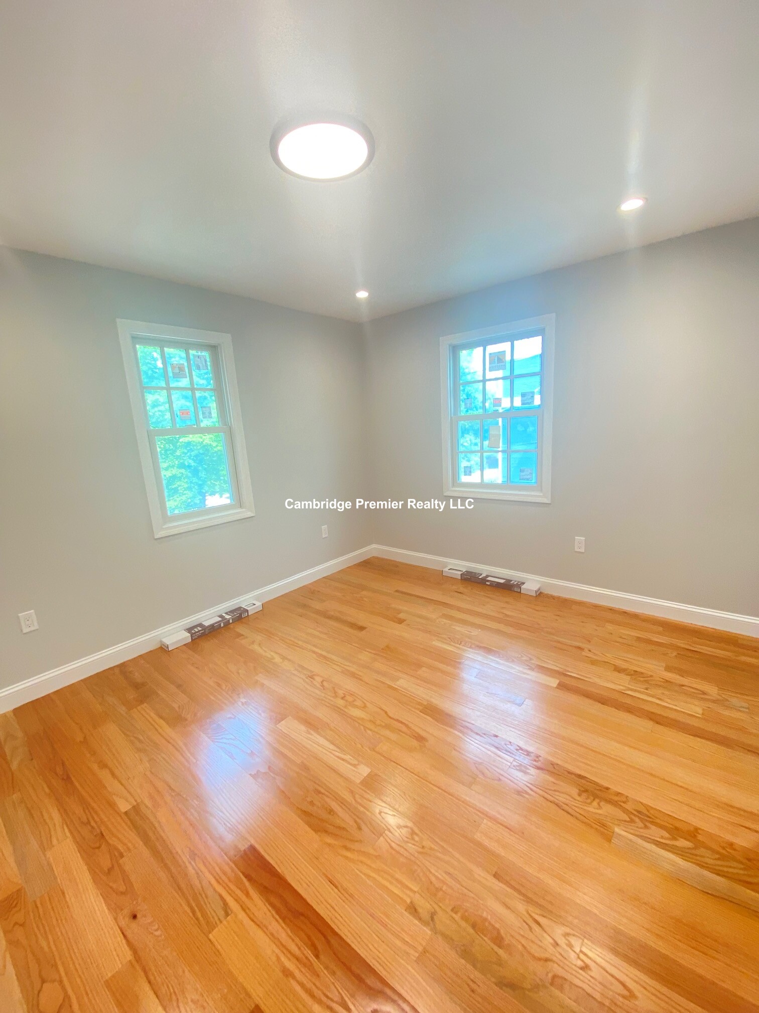 383 Broadway, Mid Cambridge