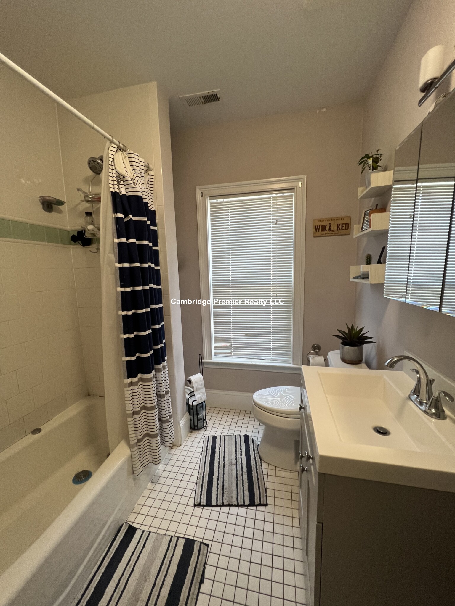 22 Concord Ave, Union Square