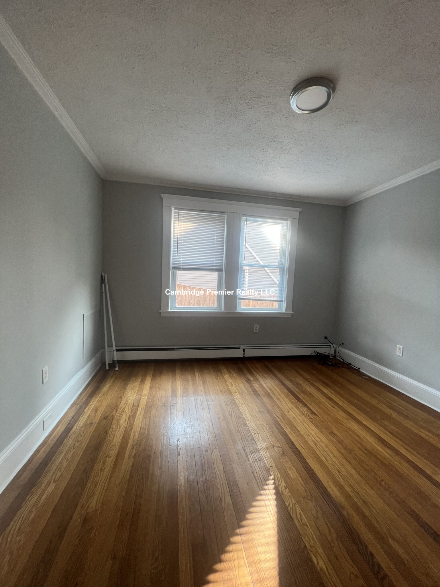 382 Beale St, Quincy