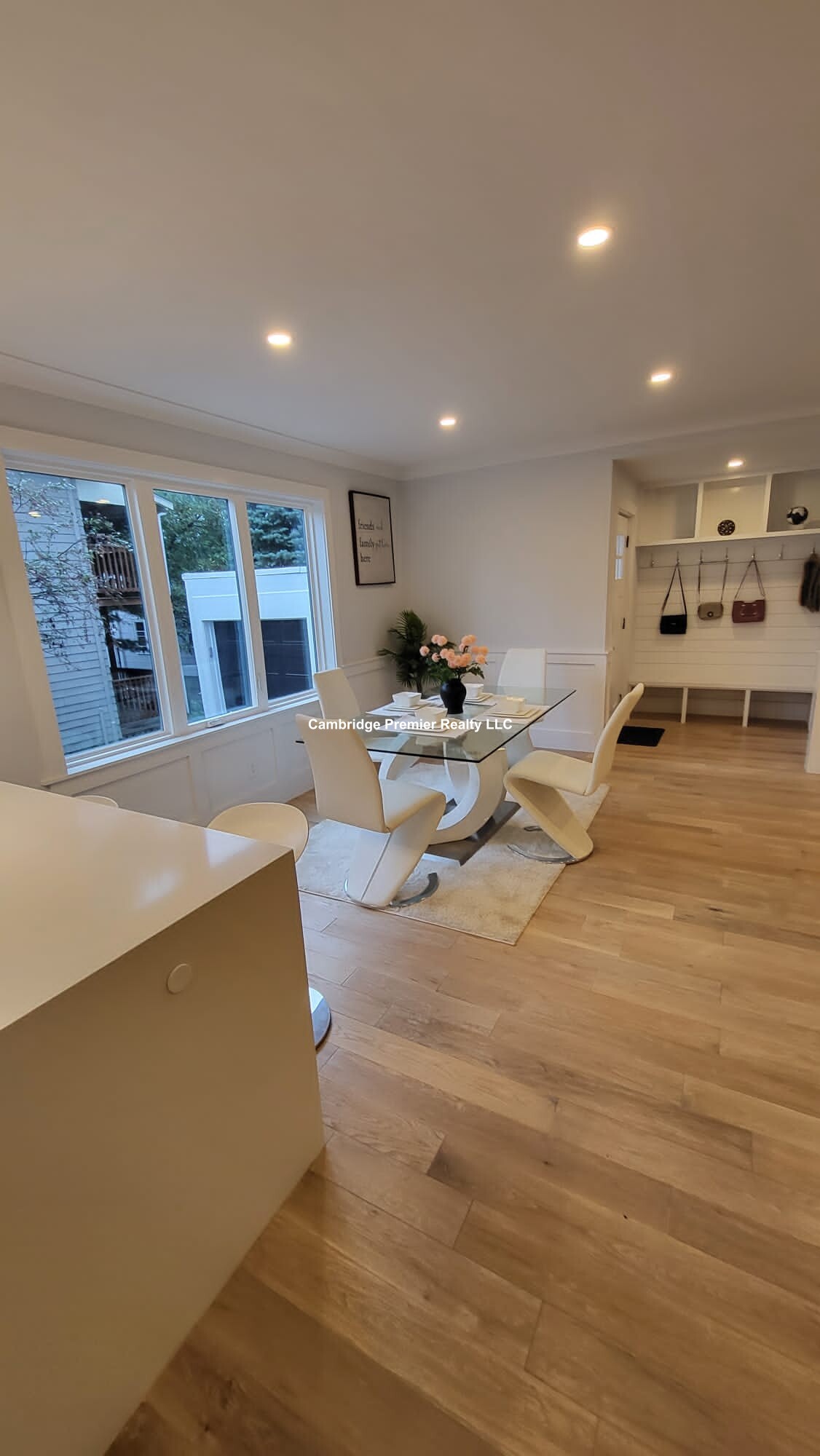 10 Belmont St, Newton Corner