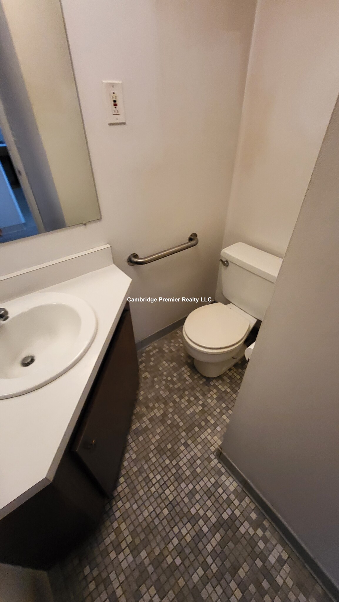 872 Massachusetts Ave, Central Square