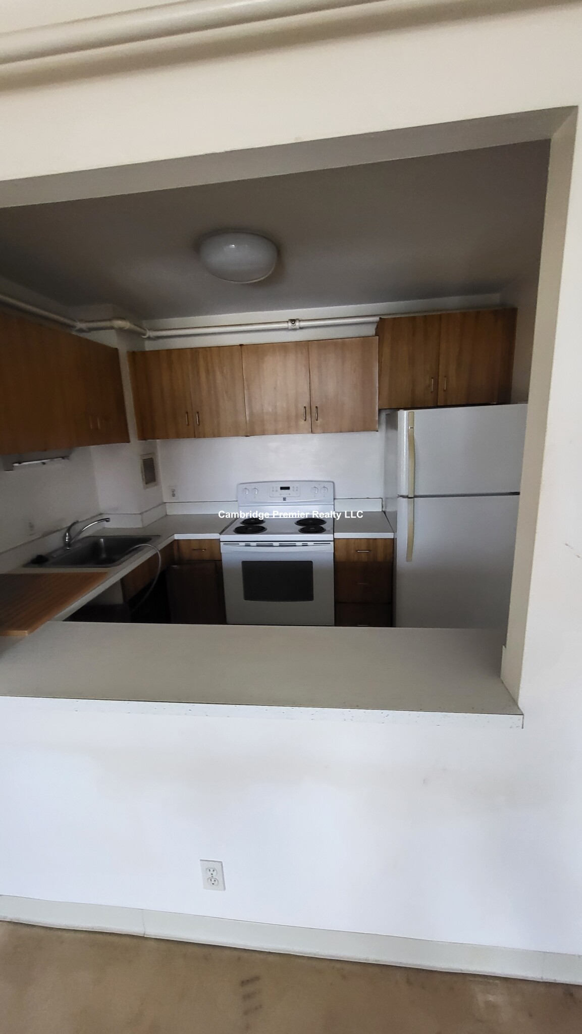 872 Massachusetts Ave, Central Square