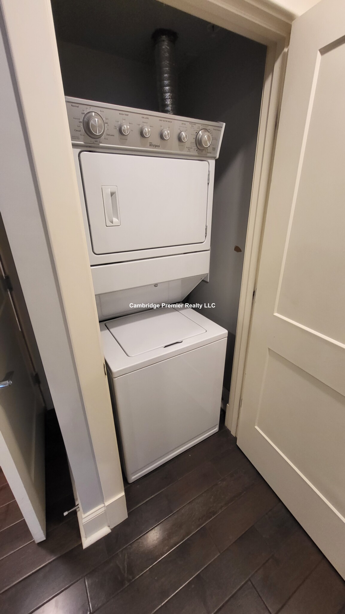 60 Howard St, Watertown Square