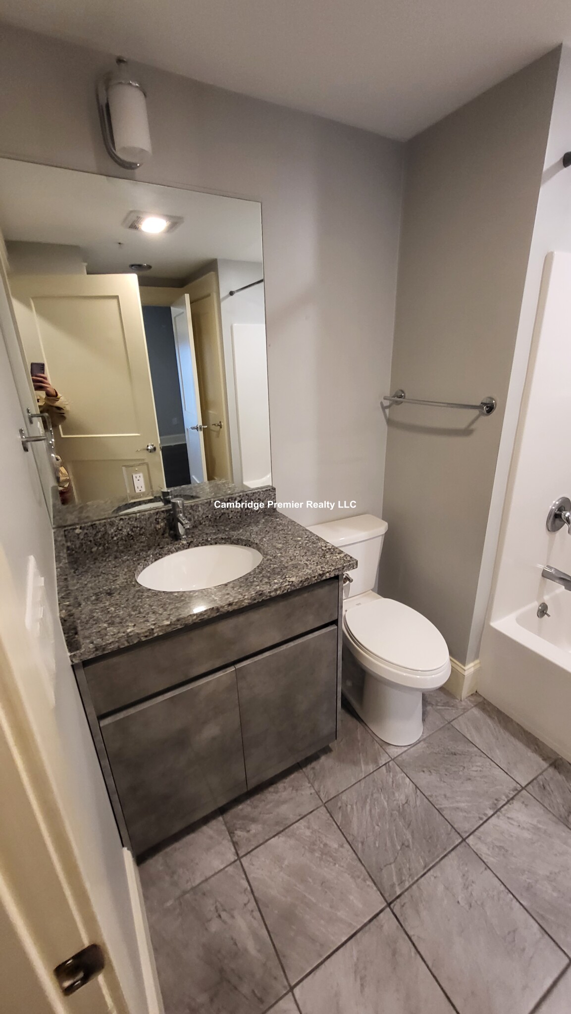 60 Howard St, Watertown Square