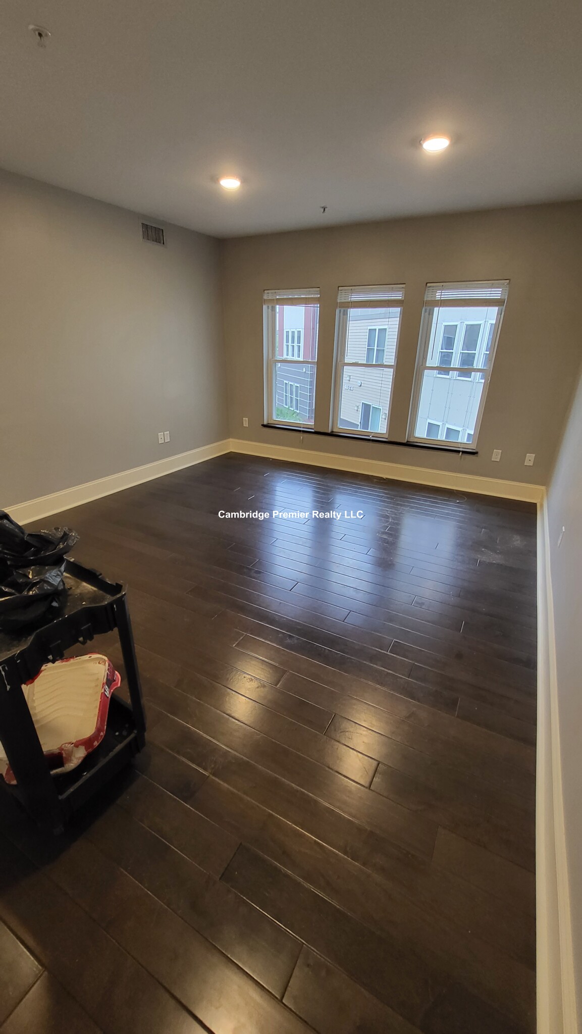 60 Howard St, Watertown Square