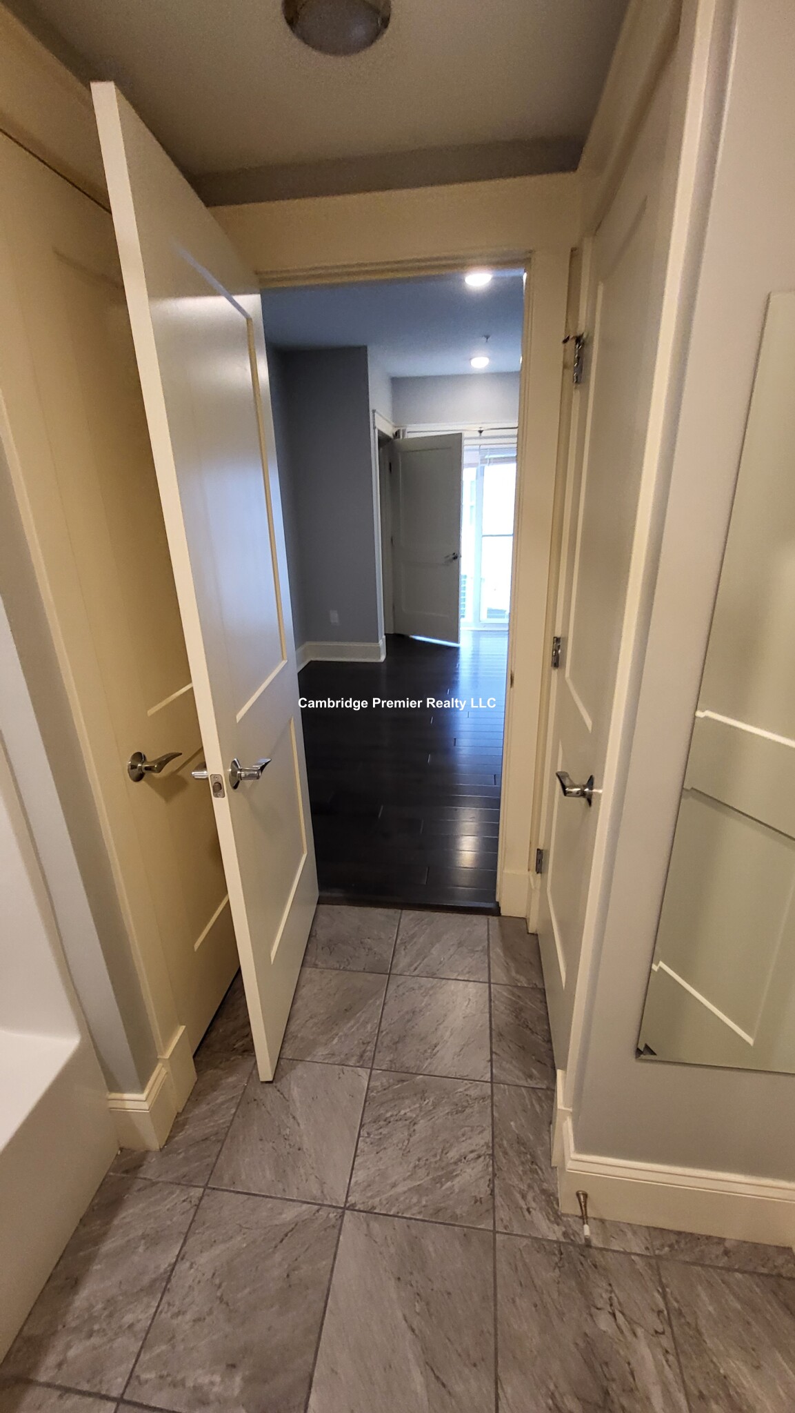 60 Howard St, Watertown Square