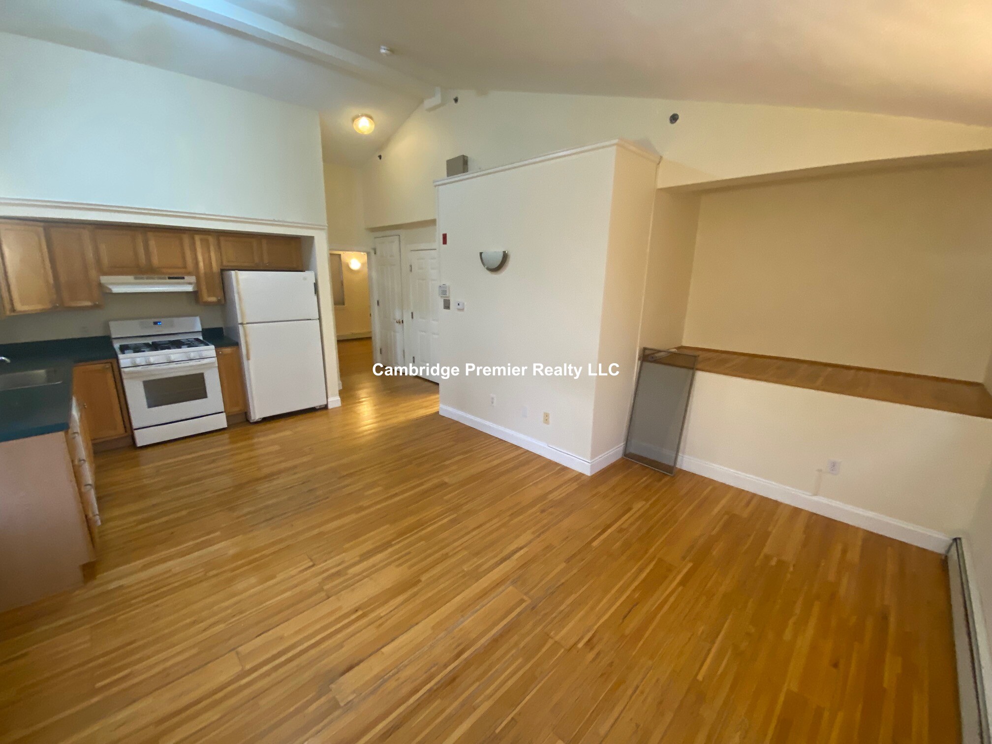 241 River St, Cambridgeport