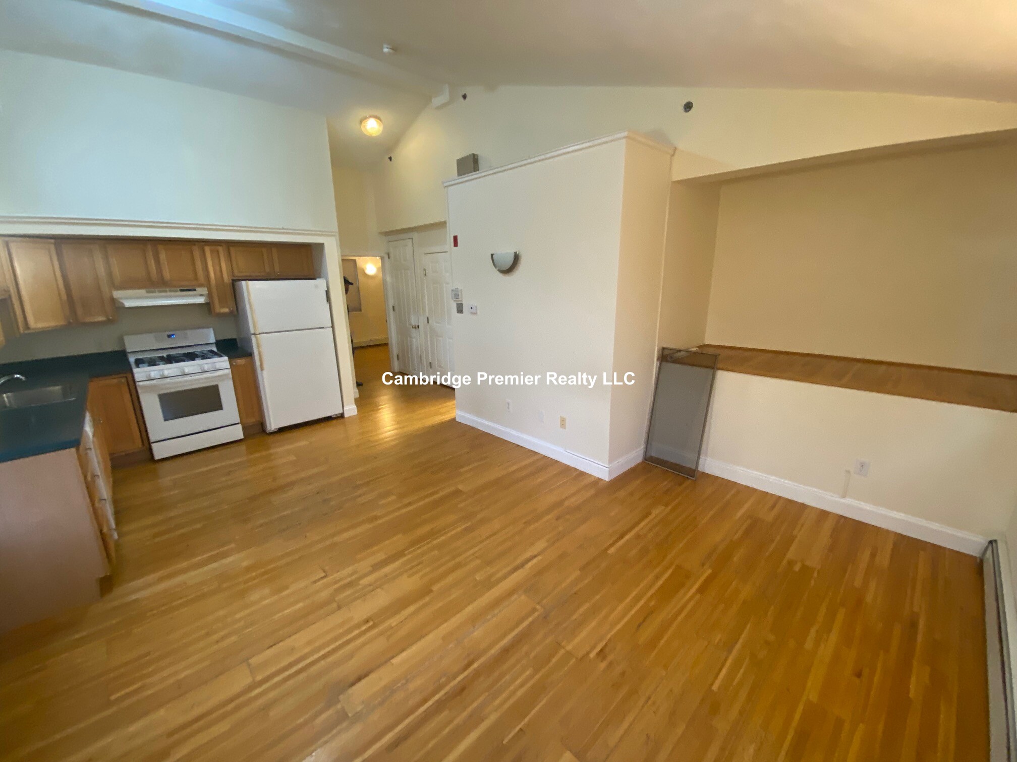 241 River St, Cambridgeport