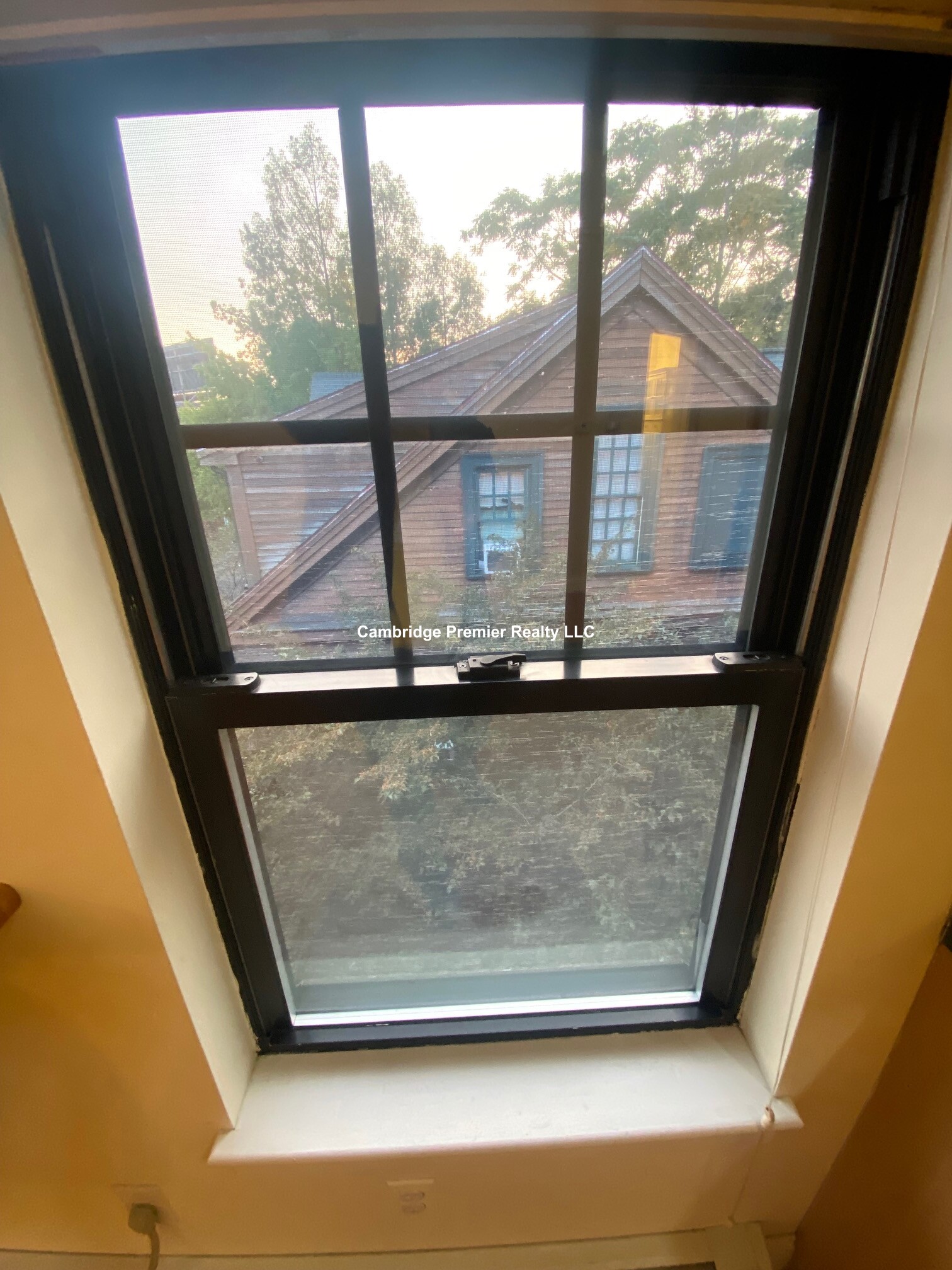 241 River St, Cambridgeport