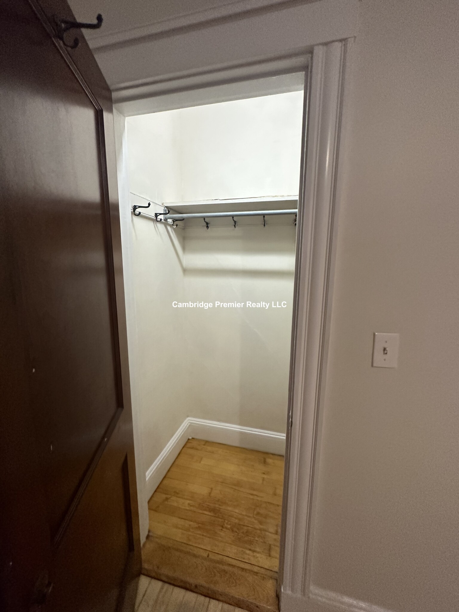 5 Linnaean St, Harvard Square