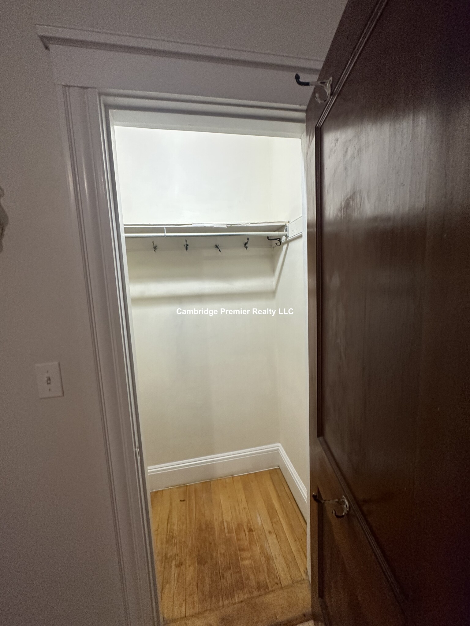 5 Linnaean St, Harvard Square