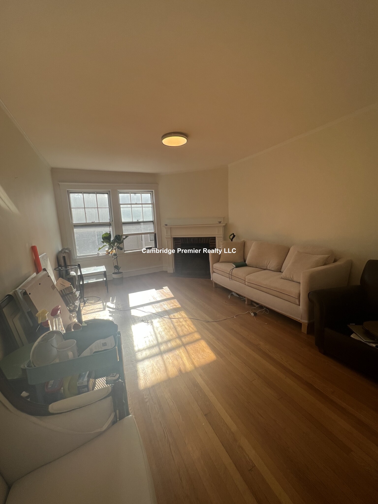 33 Concord Ave, Neighborhood Nine