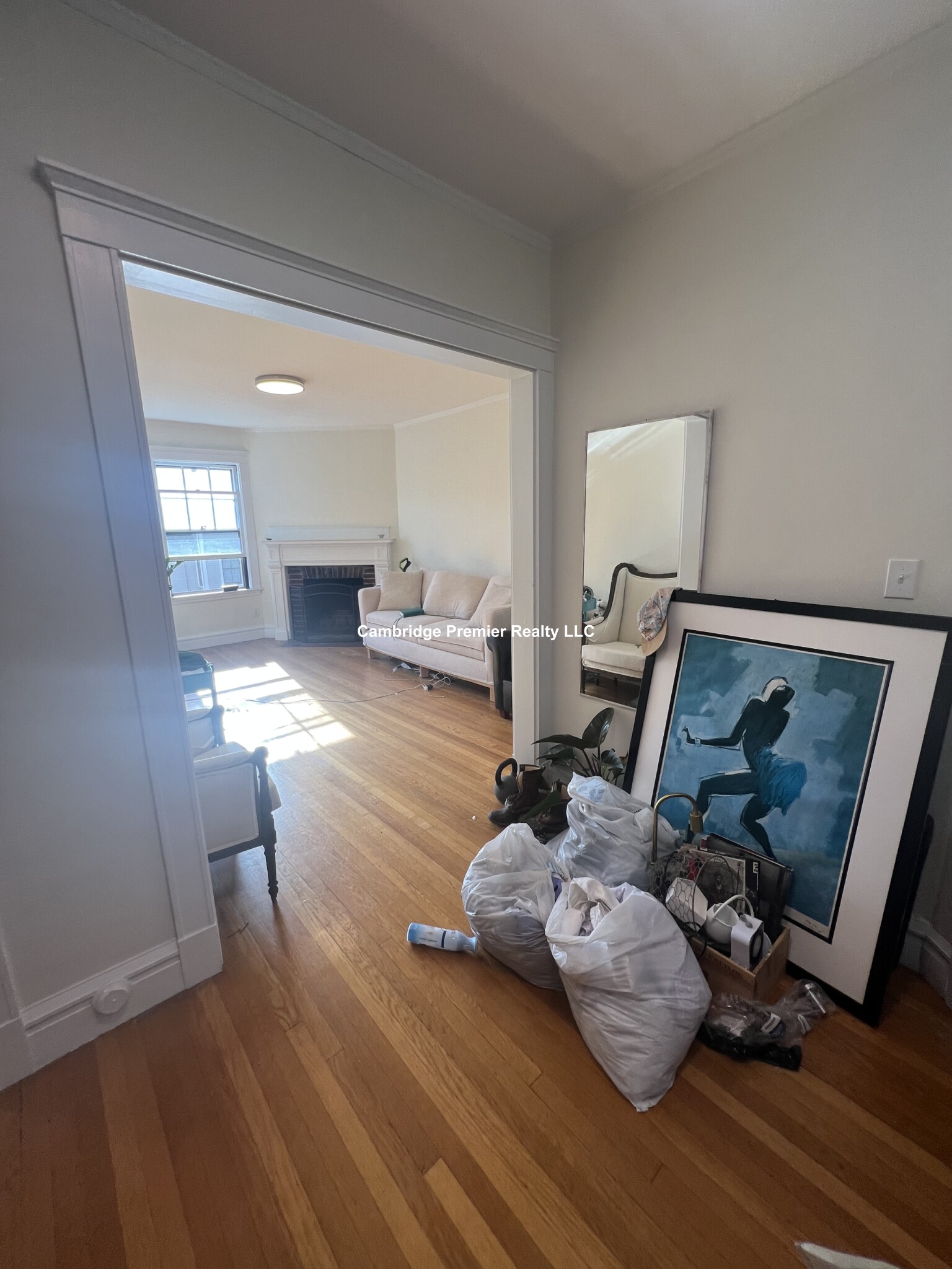 33 Concord Ave, Neighborhood Nine