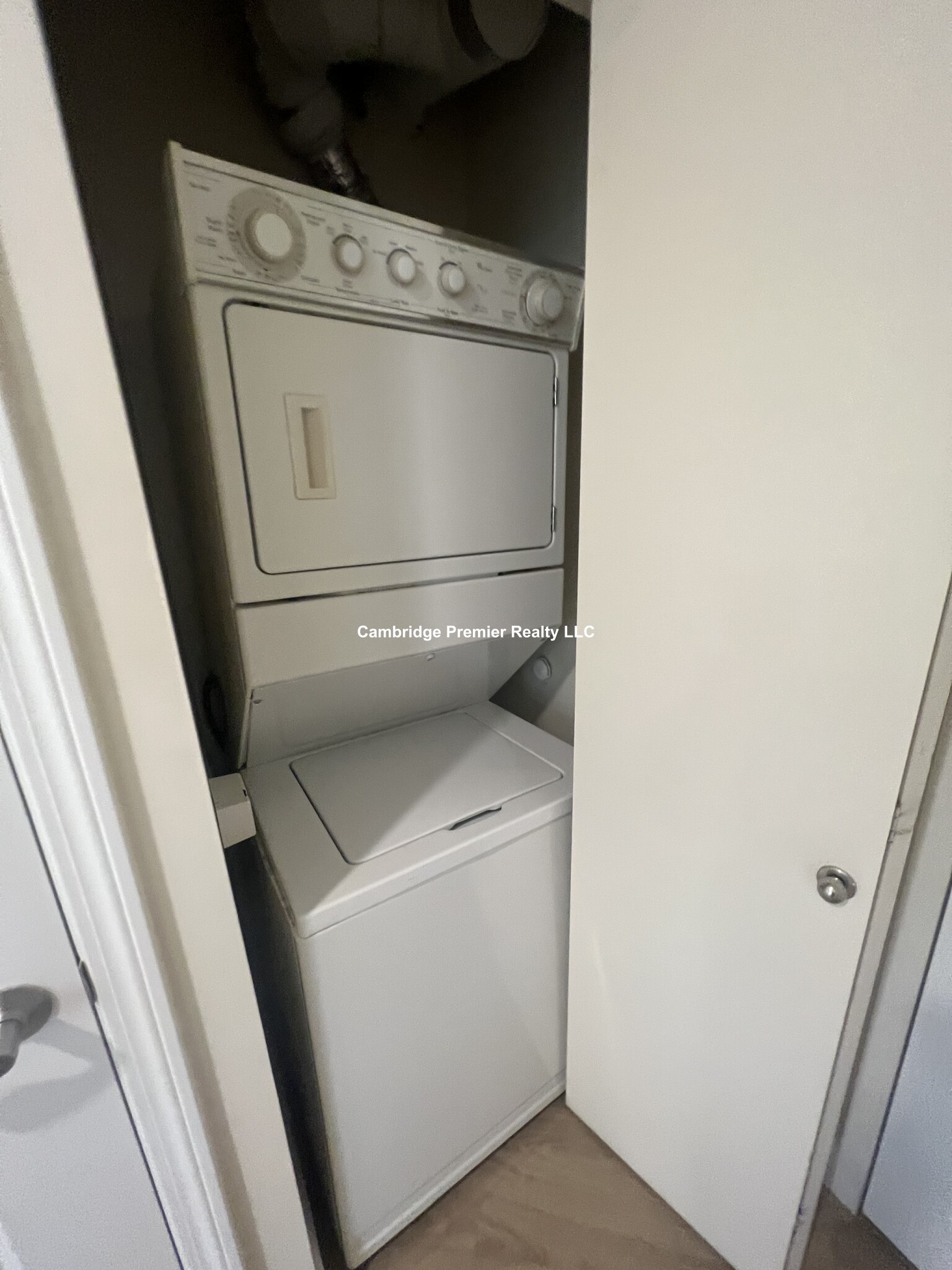 70 Hope Ave, Cedarwood