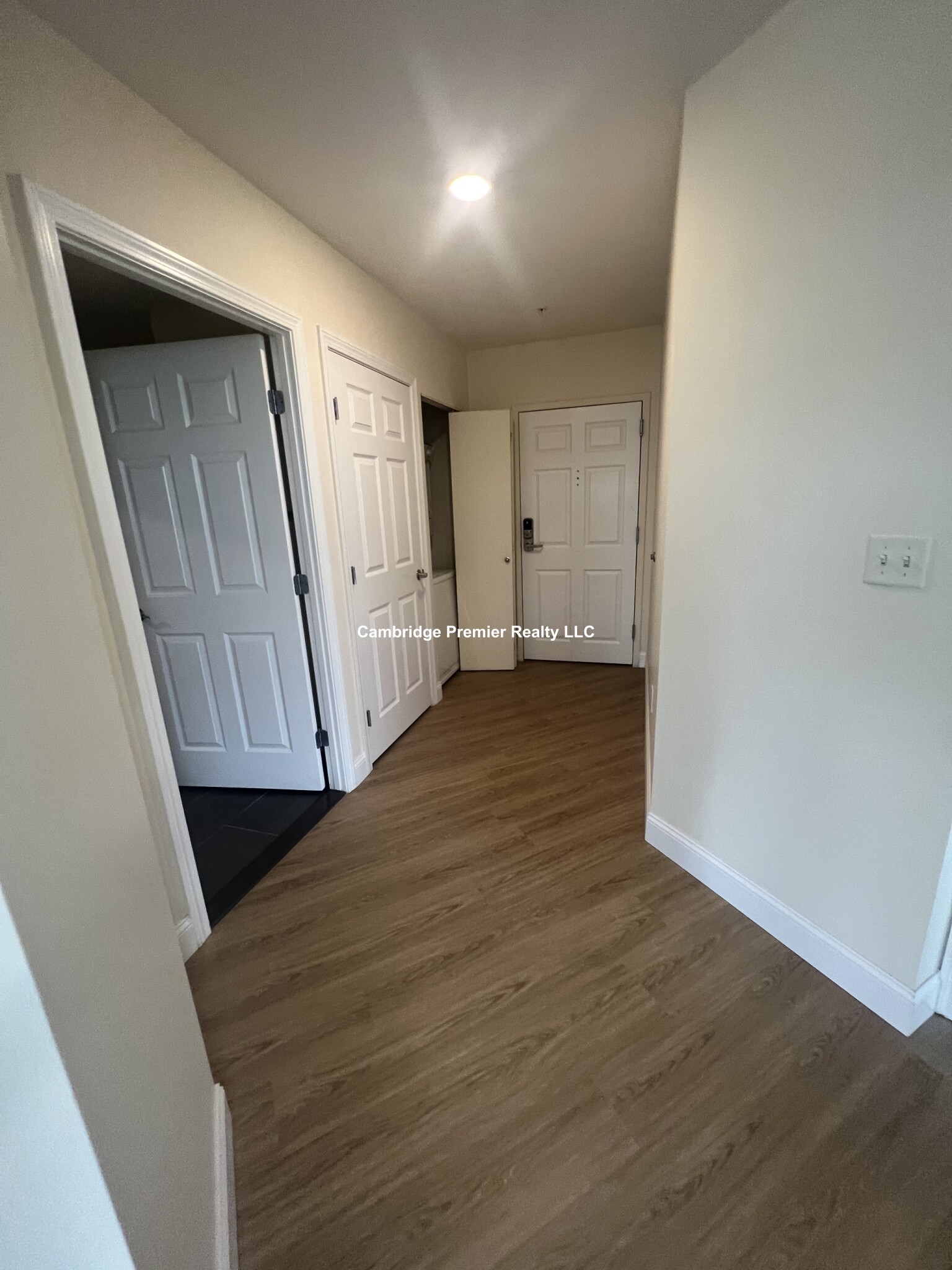 70 Hope Ave, Cedarwood