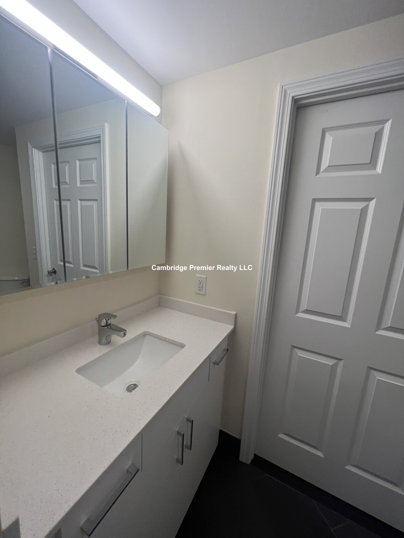 70 Hope Ave, Cedarwood