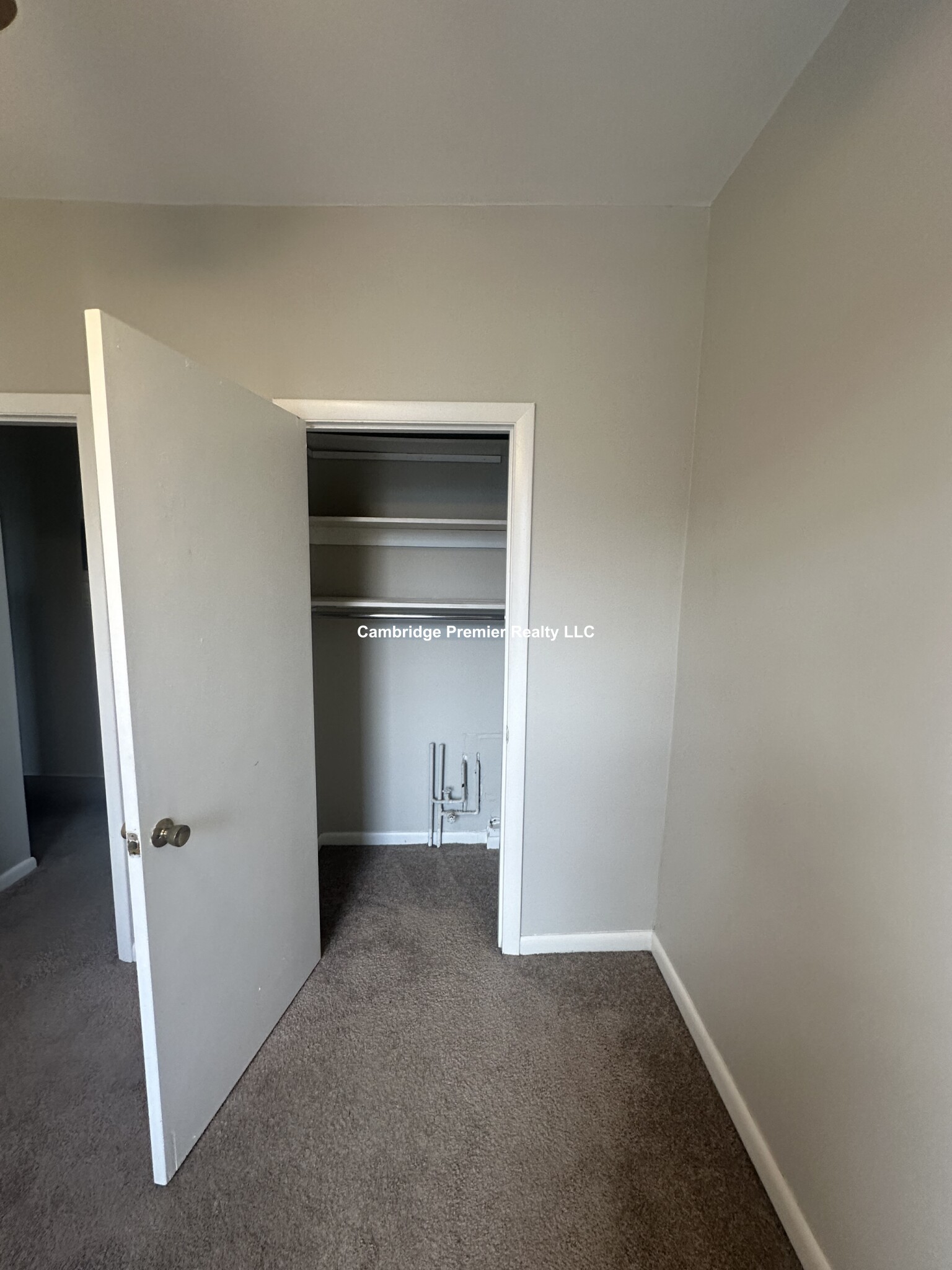 48 Jfk St, Harvard Square