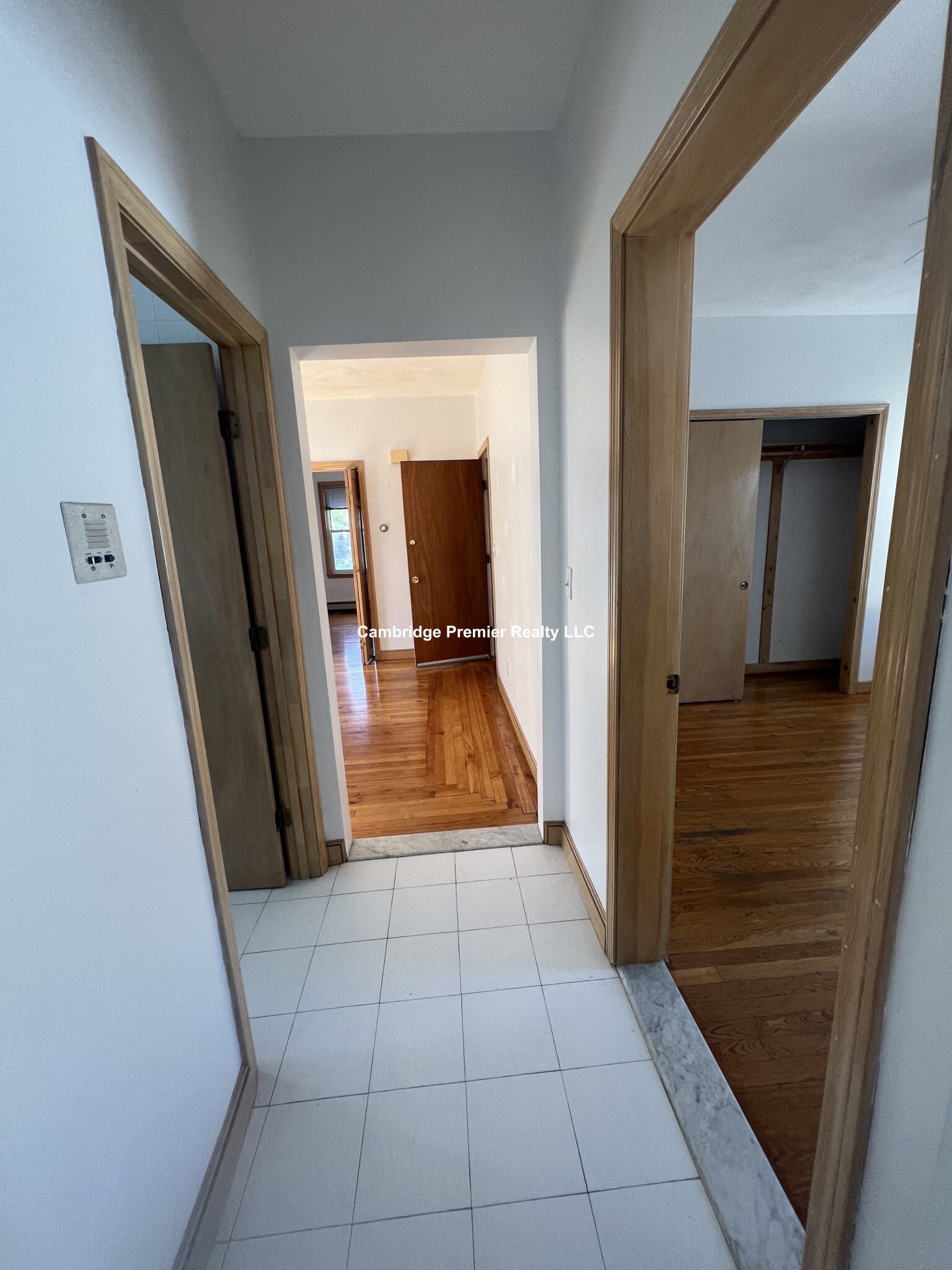 82 Park Ave, Strawberry Hill