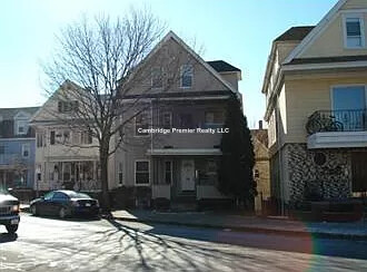 472 Medford St, Davis Square
