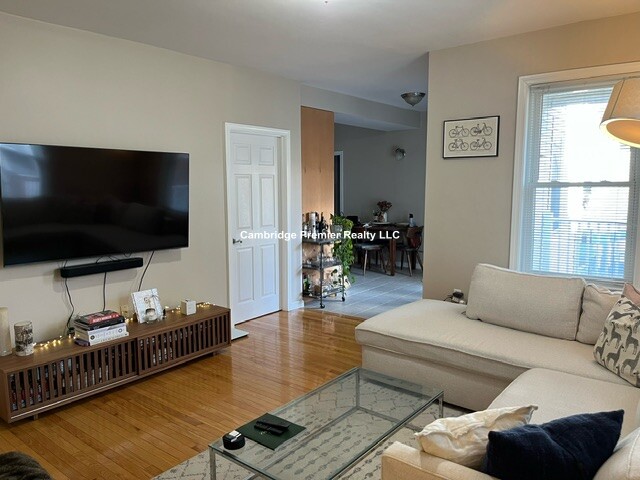 7 Church St, Inman Square