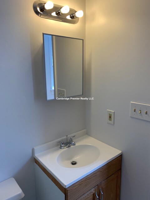 18 Florence St, East Somerville