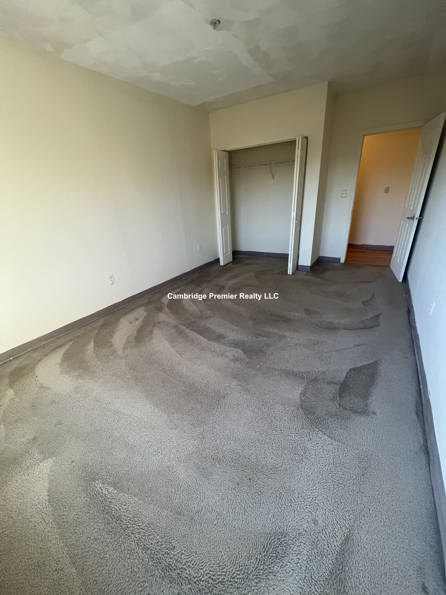 373 Highland Ave, Davis Square