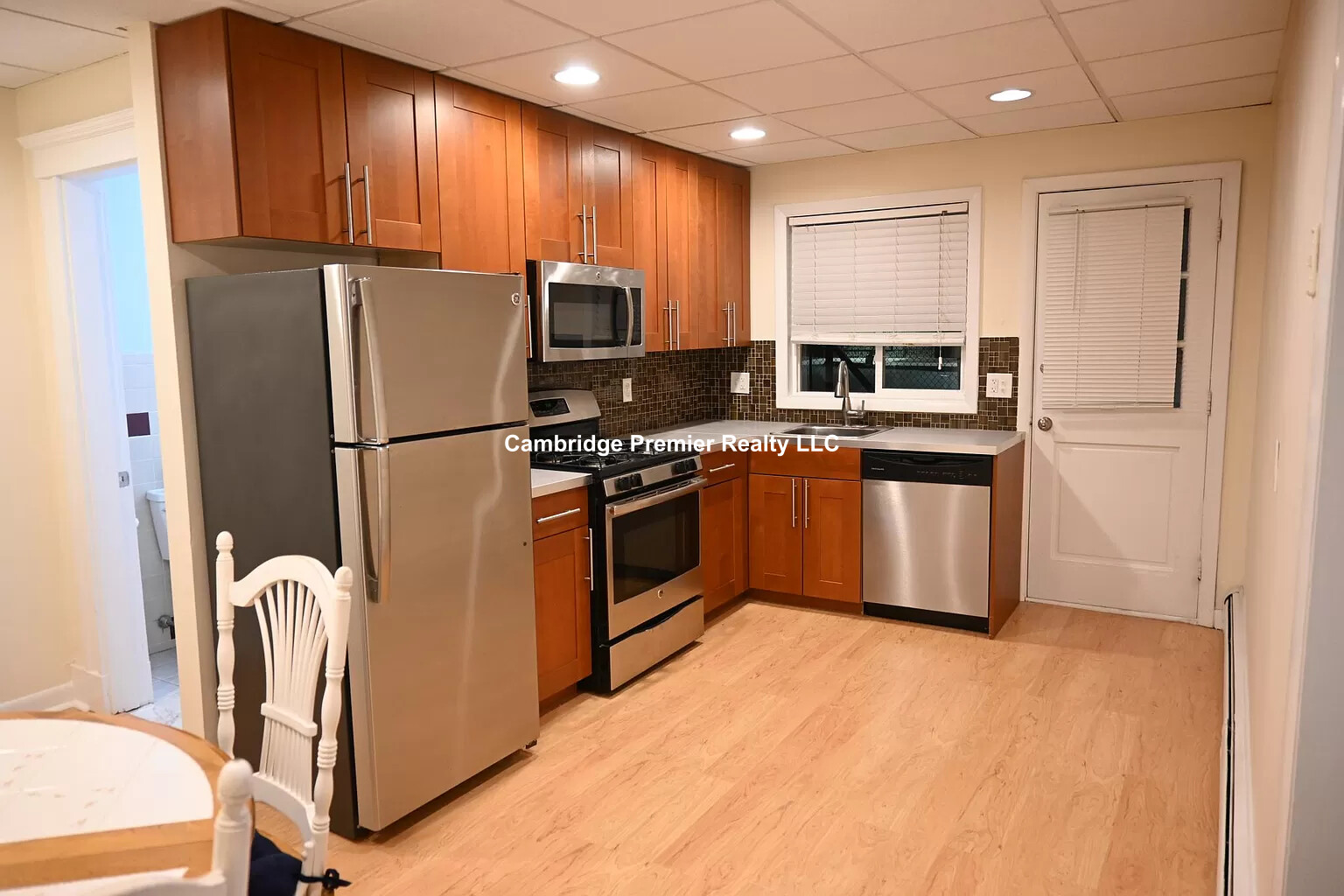 112 Thurston St, East Somerville