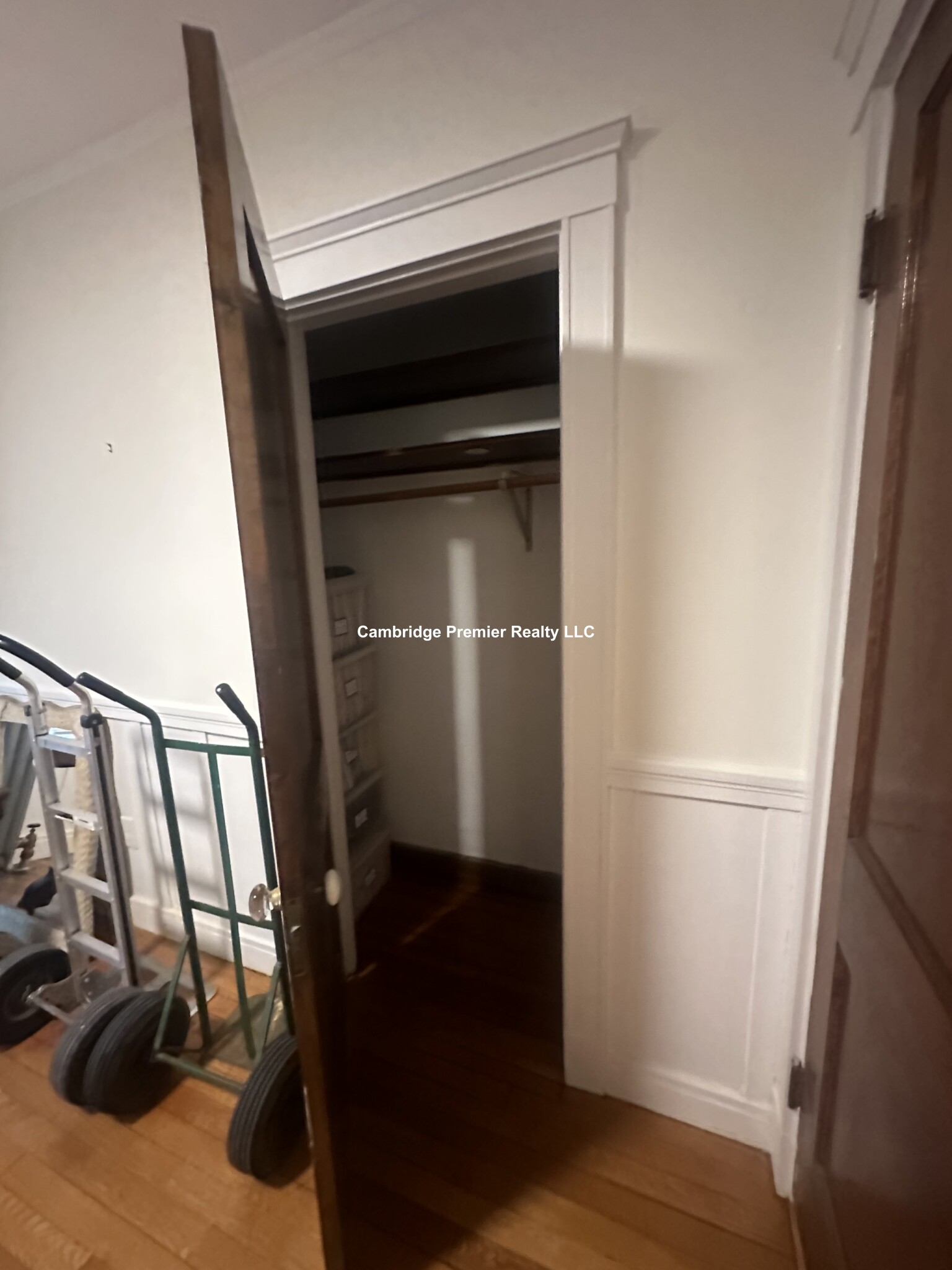 33 Concord Ave, Harvard Square