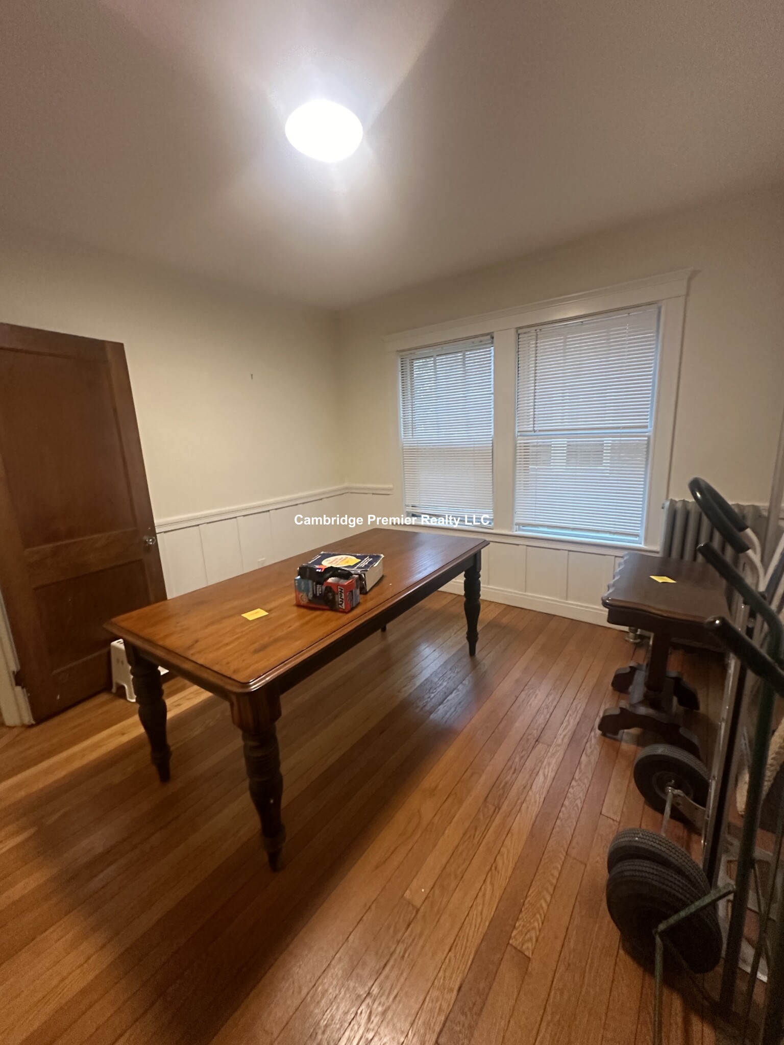 33 Concord Ave, Harvard Square