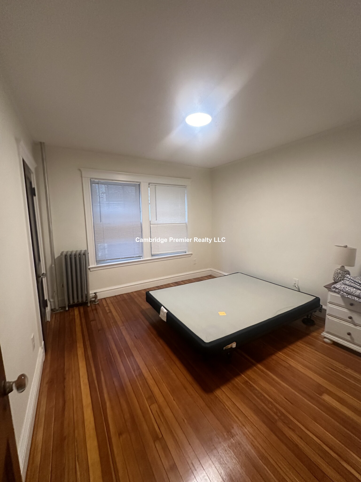 33 Concord Ave, Harvard Square